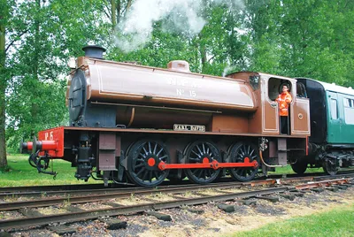 Barclay Ministry of Supply Standard "Austerity" 0-6-0ST No.2183 of 1945; Wemyss Private Railway No.5 "Earl David" in an attractive lined brown livery. At Long Marston 6/09.