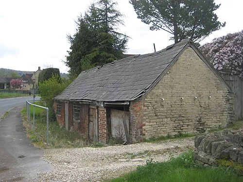 Cirencester Road