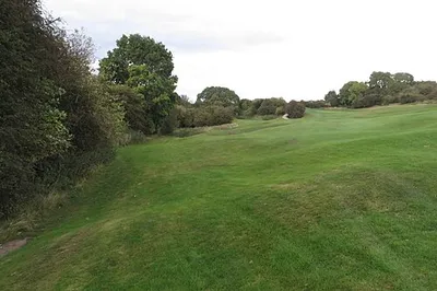 Bridleway skirting Broadway golf course