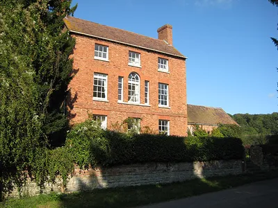 Amberley House, Hasfield