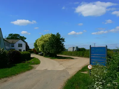 John Krebs Field Station, Wytham, Oxon This research facility is part of the University of Oxford. http://www.zoo.ox.ac.uk/ The University of Oxford is the same as Oxford University http://www.ox.ac.uk/aboutoxford/