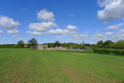 Approaching the Preston on Stour sewage treatment works