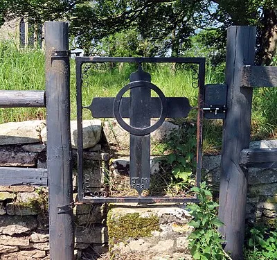 A gate into St Giles' Church