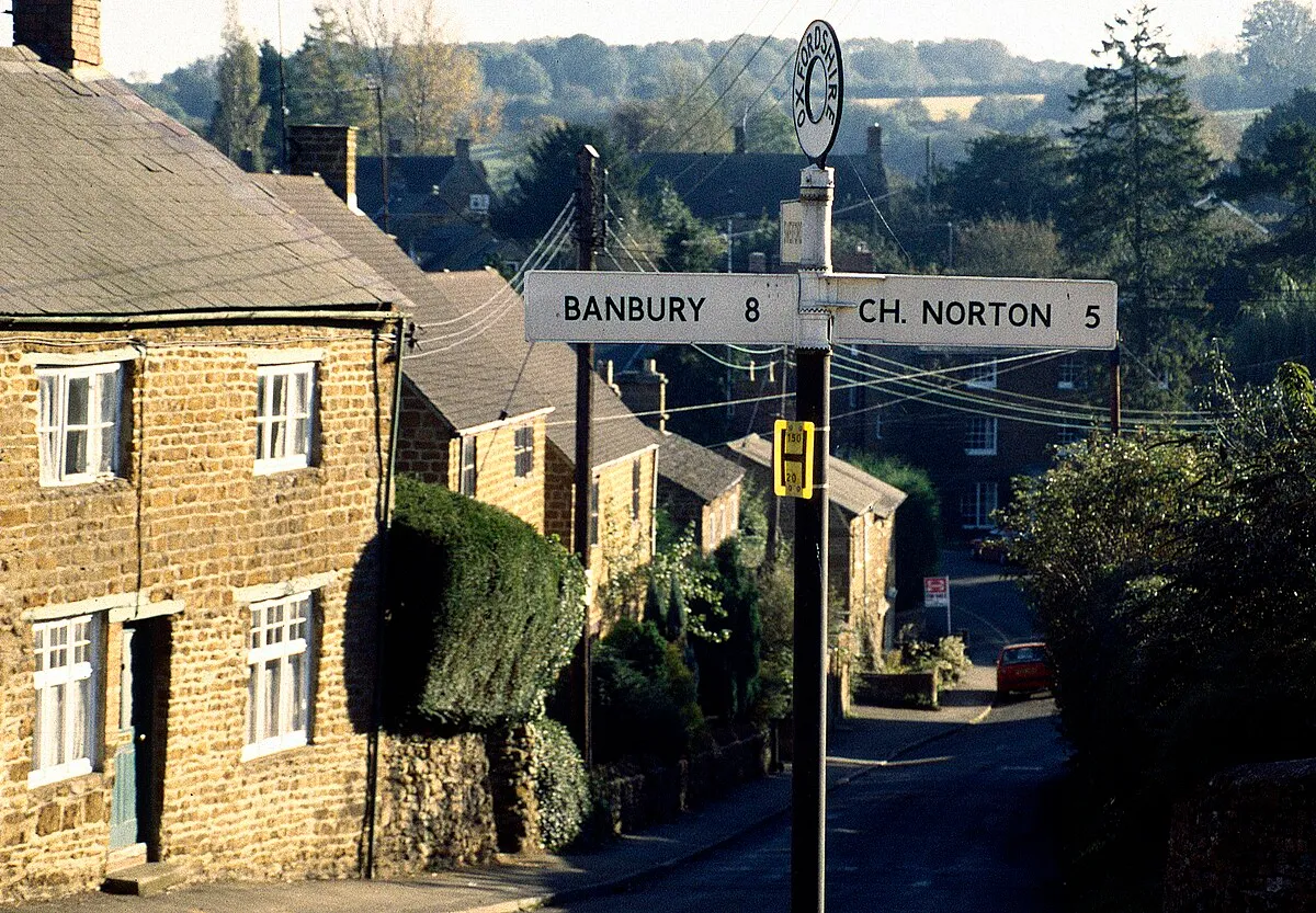 Bell Hill, Hook Norton