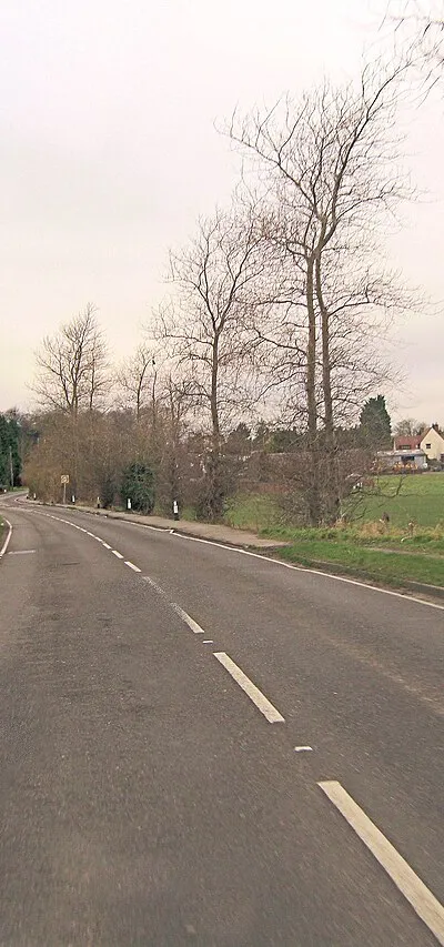 A417 east of Rowstock