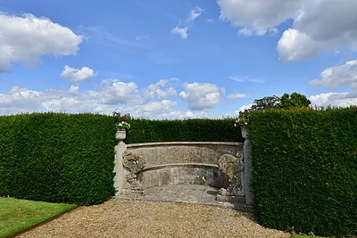Bowood House: A stone seat at the east end of the terrace