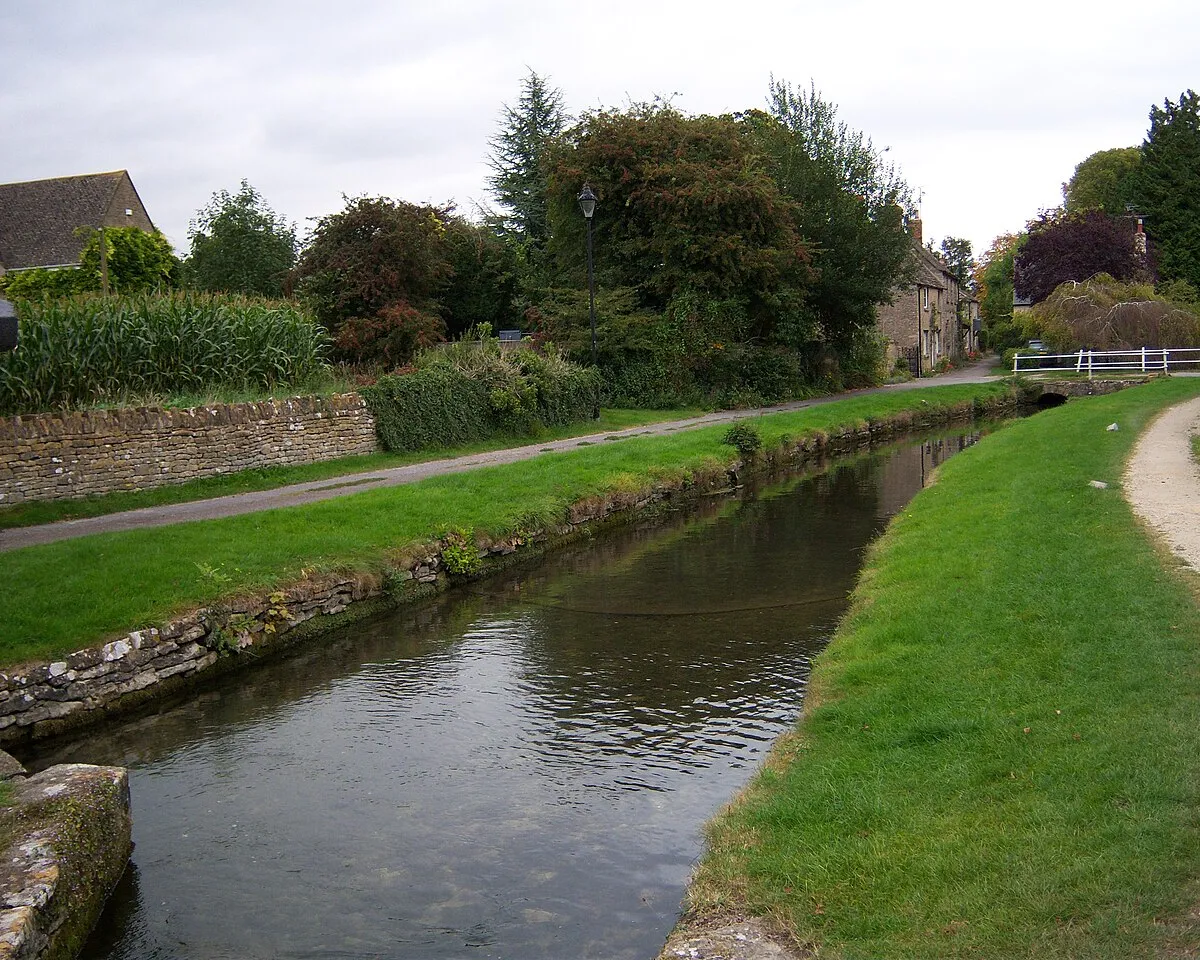 The River Thames entering the village of Ashton Keynes.