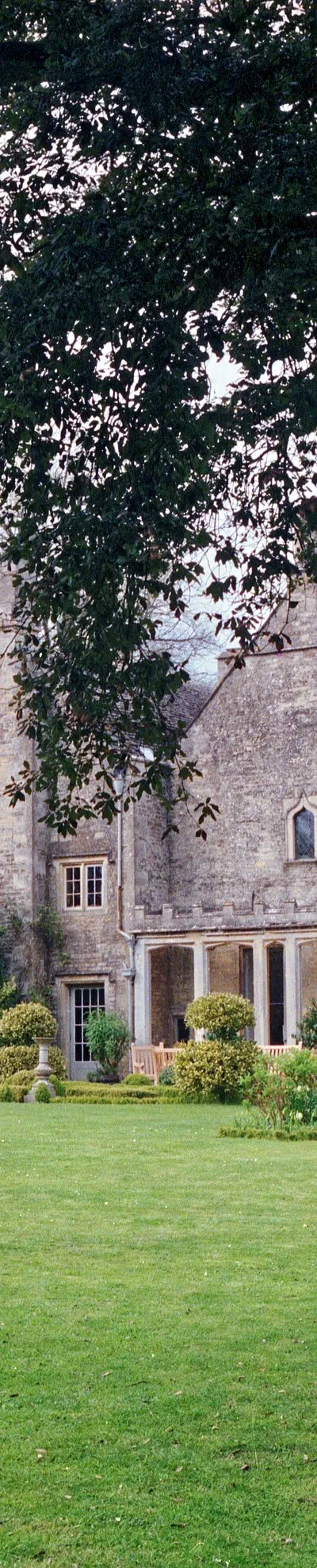 1992 Spring photograph from the gardens at the south of Barnsley House, at the time Rosemary Verey was in residence and directly caring for the garden.Processing: SLR camera Kodak Gold ASA 200-2 film negative scanned with an Epson Perfection V800 using SilverFast 8 scan program, and optimized, cropped and spun with DxO OpticsPro 10 Elite and Adobe Photoshop CS2.