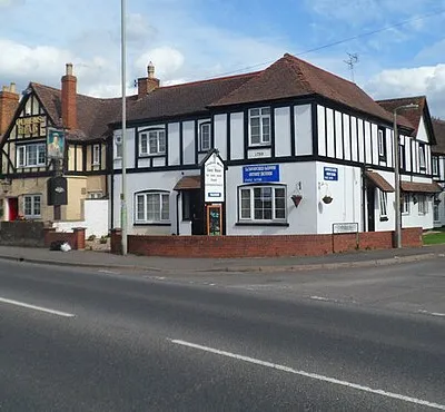 Guesthouse and pub, Longford