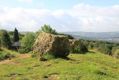 Boulders below Cleeve Cloud