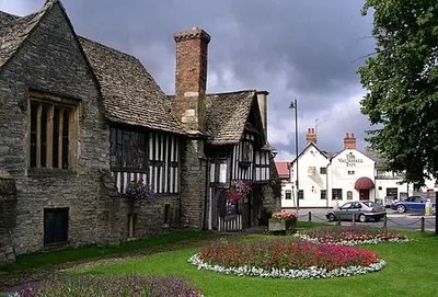 Evesham Almonry heritage centre A delightful museum of local life in this ancient building