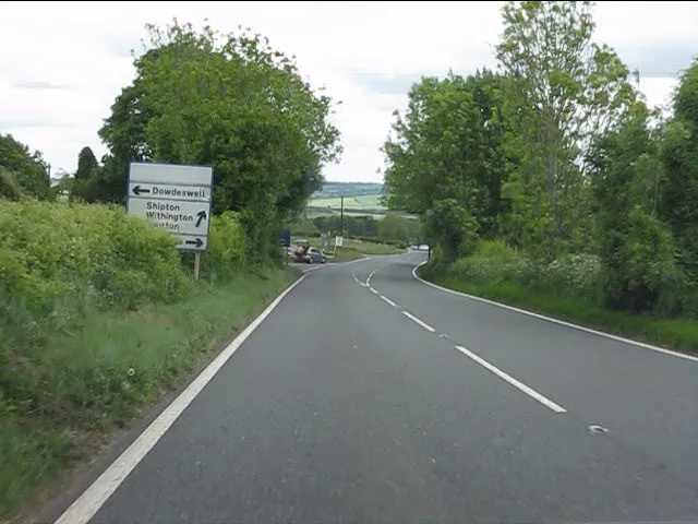 A436 approaching the Kilkenny junctions