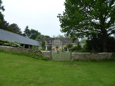 House and byres, Westwell