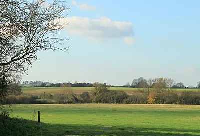 2011 : North west from the A3102