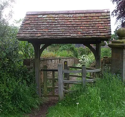 Footpath gate to churchyard, Farnborough
