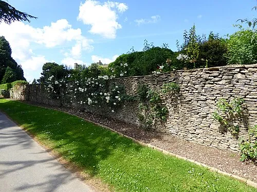 A typical Cotswold dry stone wall