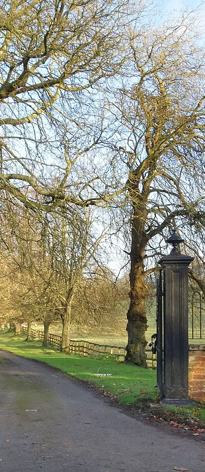 Entrance to Sparsholt Park