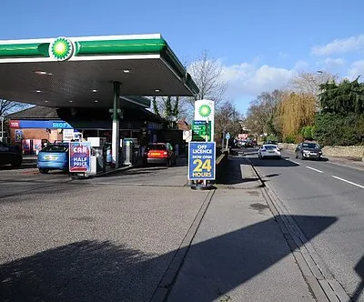 BP garage on the A419 near Thrupp