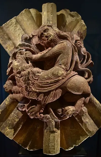 A boss depicting Samson that was once on the keystone of the pillars in Hailes Abbey's great hall.