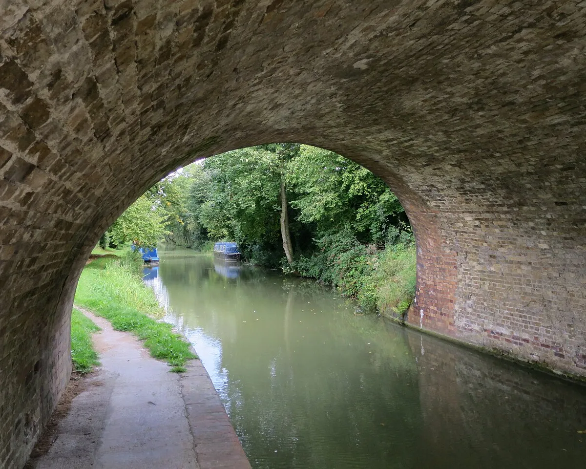 Alton Road bridge, Kennet &amp; Avon Canal