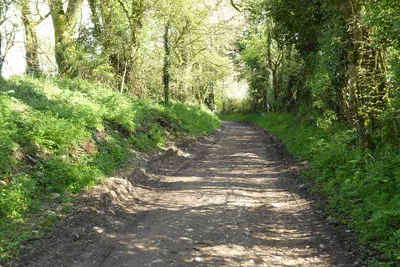 Bridleway to Hawling