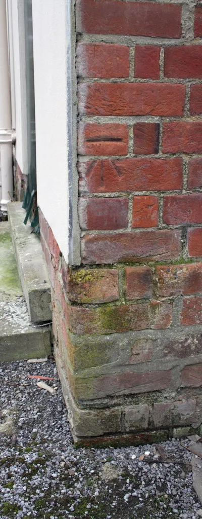 Benchmark on The Bystander public house