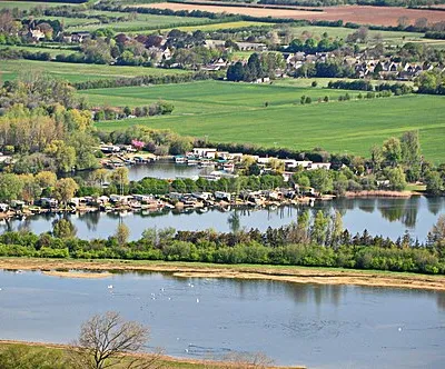 Bankside Sandpit at Standlake Common