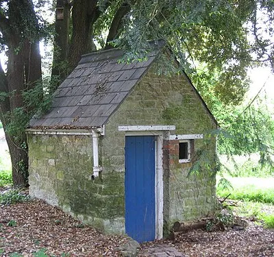 A charming little outhouse A rather well preserved outhouse behind Coate farm house, presumably once a privy.