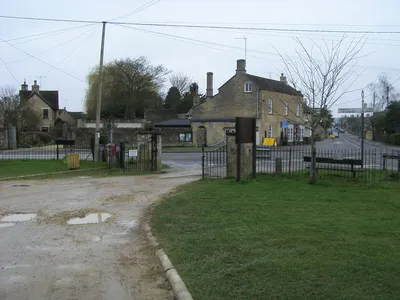 Exit onto Shipton road