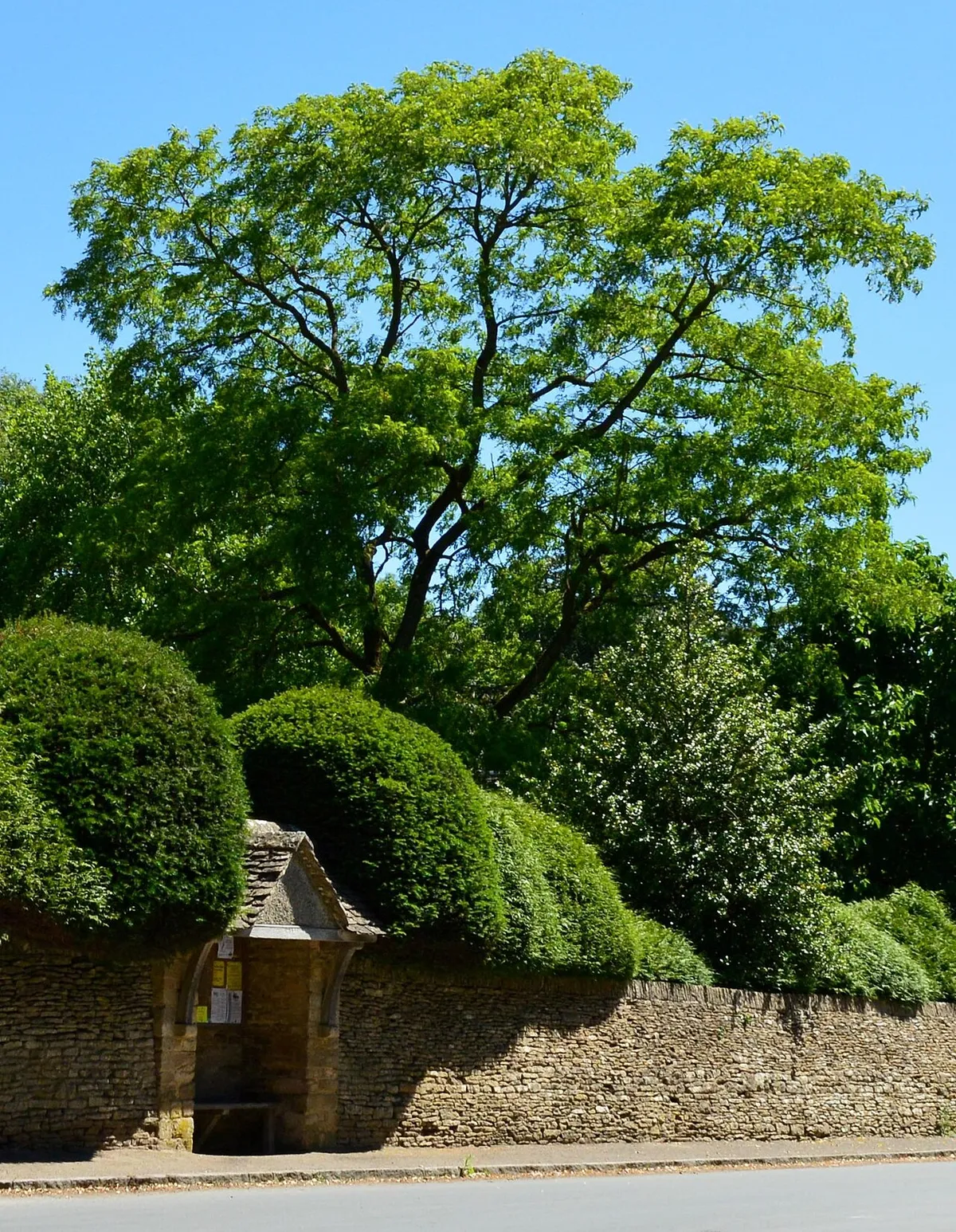 Bus shelter, Hatherop, Gloucestershire
