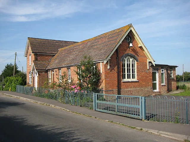 Bethel, Slavic Evangelical Baptist Church The church building itself was the Elmstone Hardwicke village school, sold by public tender in the 1980s and purchased by a group of Slavic Christians as their meeting place. The building attached to it is a residence which was for the use of the school master/mistress. 
With thanks to a site visitor for the above information.