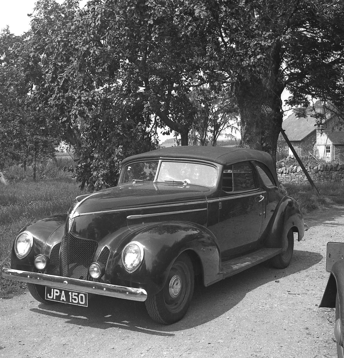 1930s Hudson convertible in Kemerton
