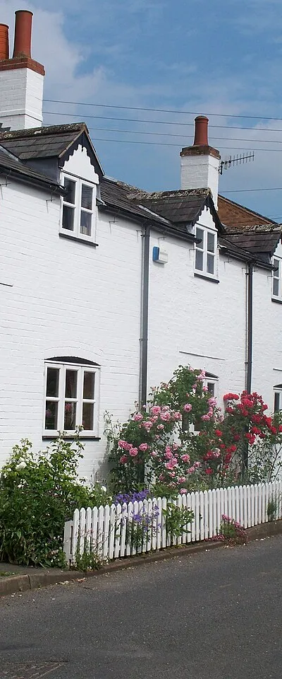 East Lynn Cottage, Halford