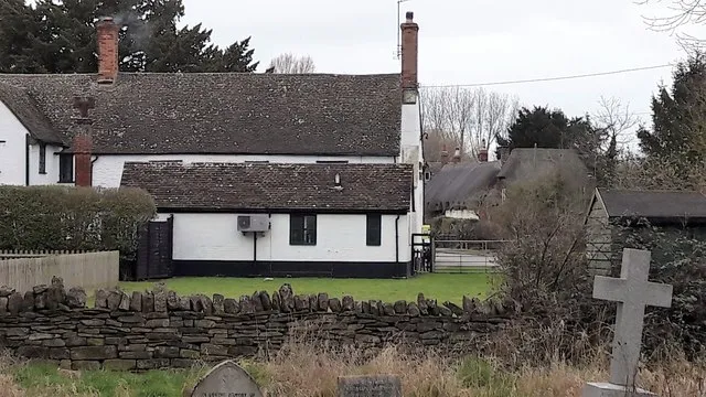 Back of the Red Lion from Northmoor churchyard