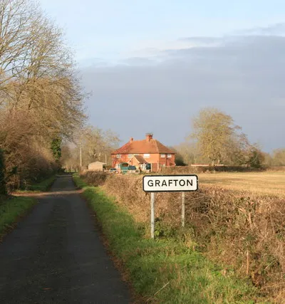 Approaching Grafton from Kelmscott