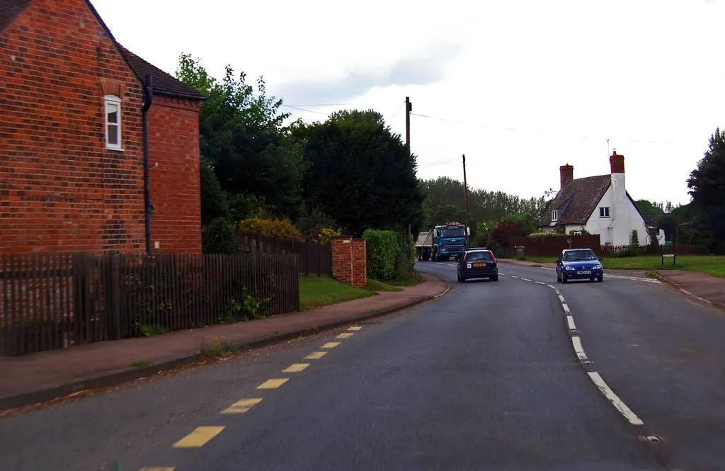 A417 through Maisemore
