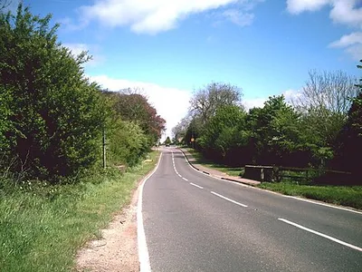 Approaching Carterton On the B4477 from the South West