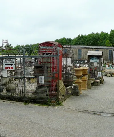 Cotswold Reclamation yard Full of architectural and agricultural salvage.
Situated in Upper Rissington.