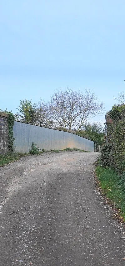 Bridge over the railway near Daylesford