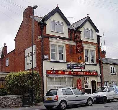 Bees Knees Cirencester