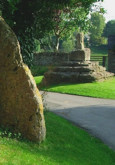 Taston, Oxfordshire: the Thor Stone (left) and Medieval preaching cross (ahead)