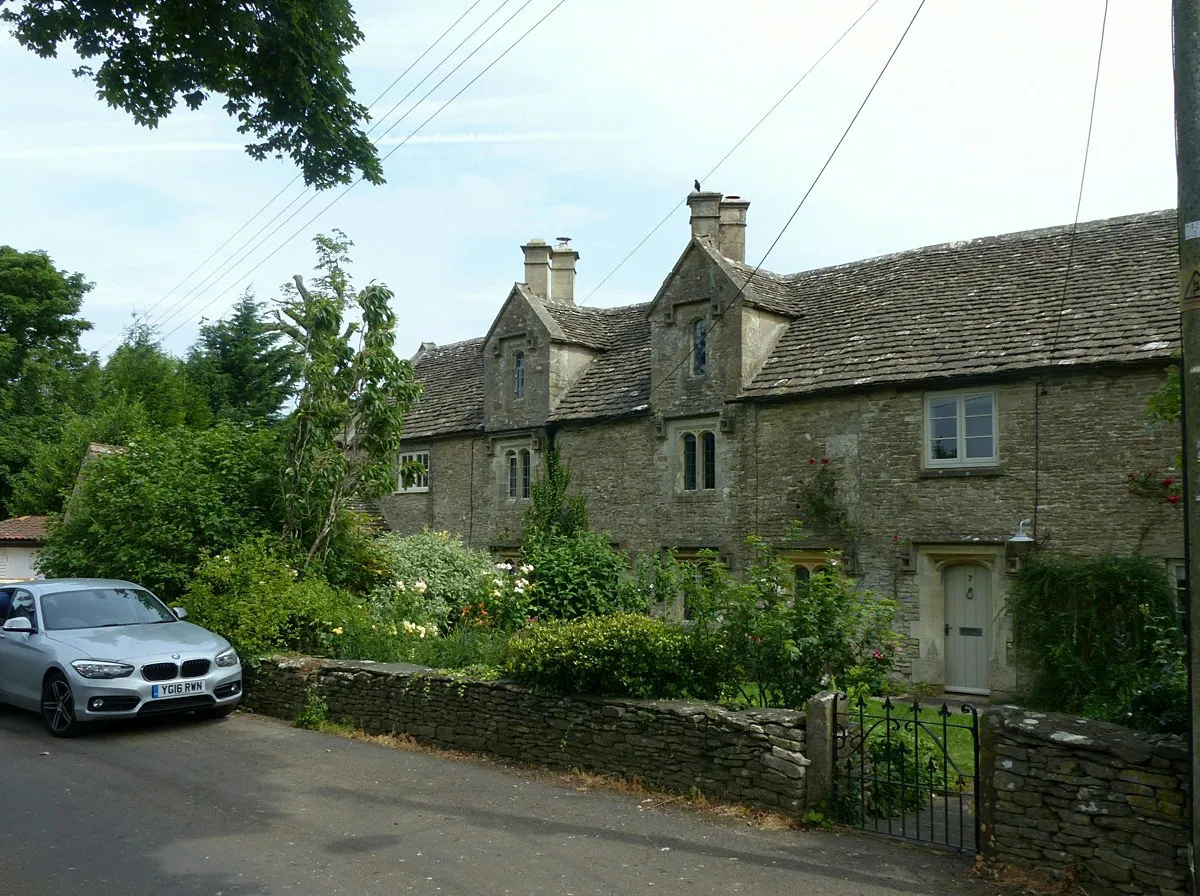 3-13 The Street, Leighterton (north end)