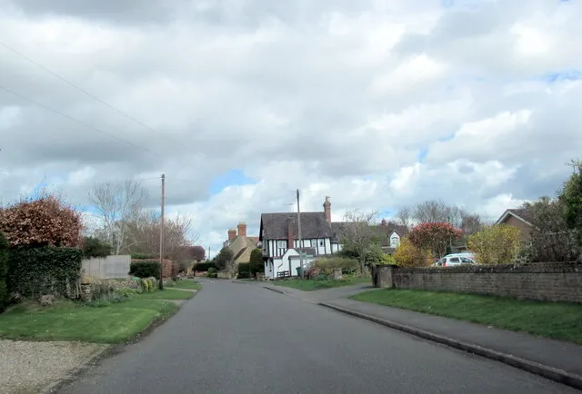 Black & white cottage in Lenchwick