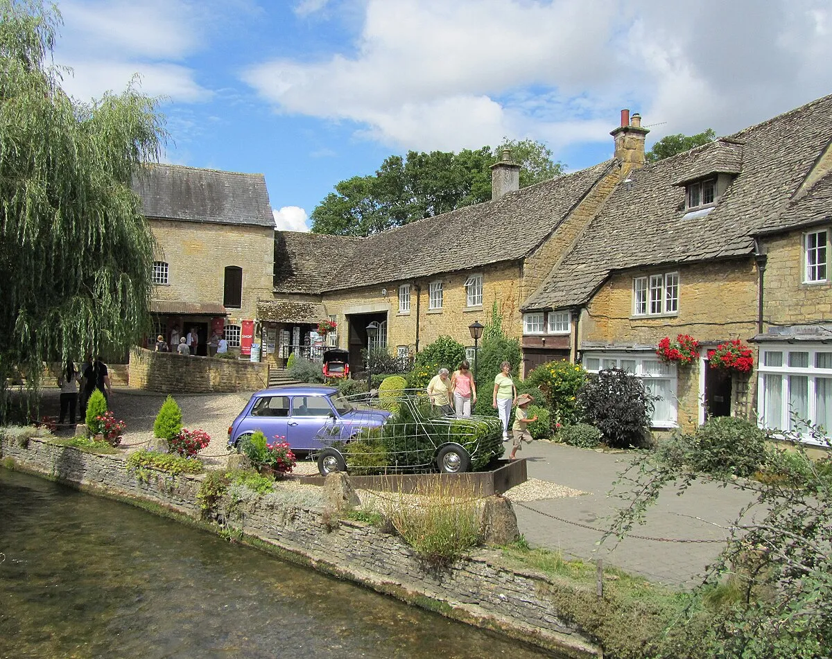 Bourton-on-the-Water