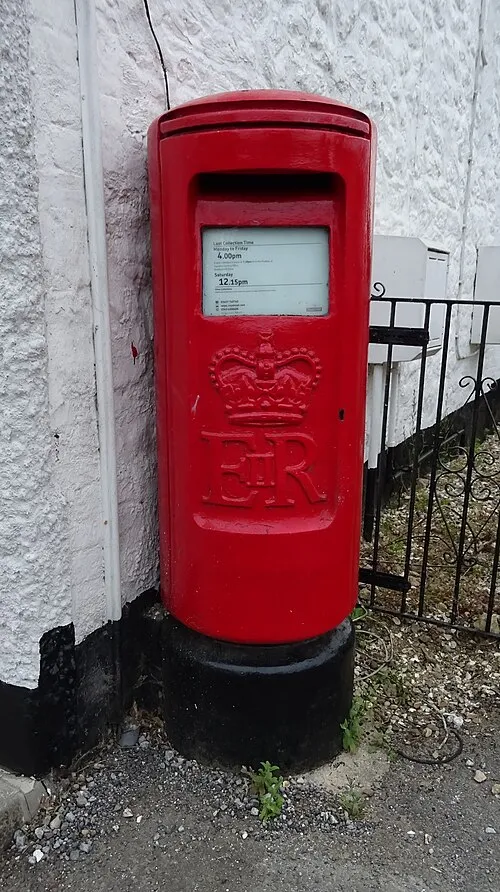 Elizabeth II postbox on The Street, Lydiard Millicent