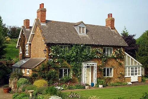 A house in Balscote, Oxfordshire. The house and its land was formerly owned by Brasenose College, Oxford, with four other estates in Balscote. The College sold it in 1866.