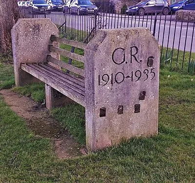 George V Silver Jubilee commemorative bench in Milton under Wychwood Memorial Park