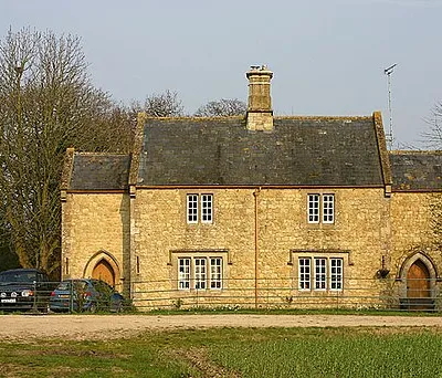 Ashen Copse Cottage The cottoge on the track between Coleshill and Watchfield.
