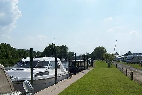 Boats and Caravans at Wyre Piddle