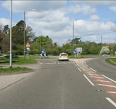 A44 southern roundabout, Evesham bypass